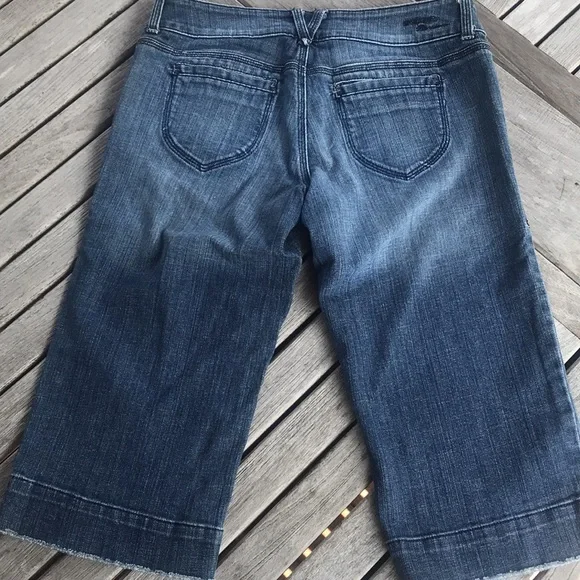 Refuge Premium Long Jean Shorts Size 9 - Picture 8 of 12